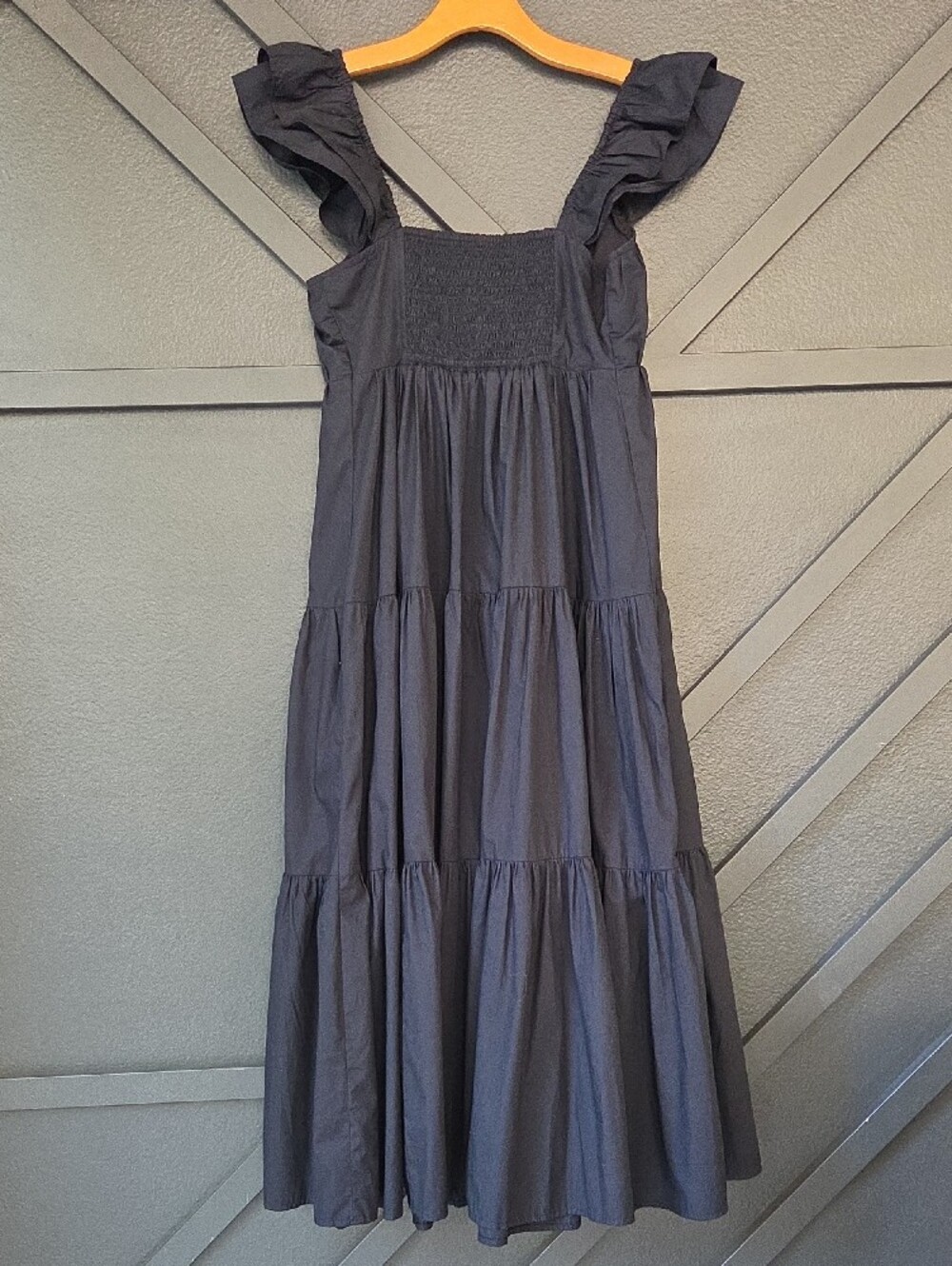 {Abercrombie & Fitch} Ruffle Sleeve Tiered Poplin Midi/Maxi Dress - Picture 6 of 16